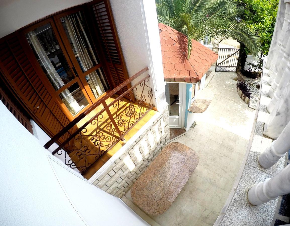Villa Golf Budva Exteriör bild