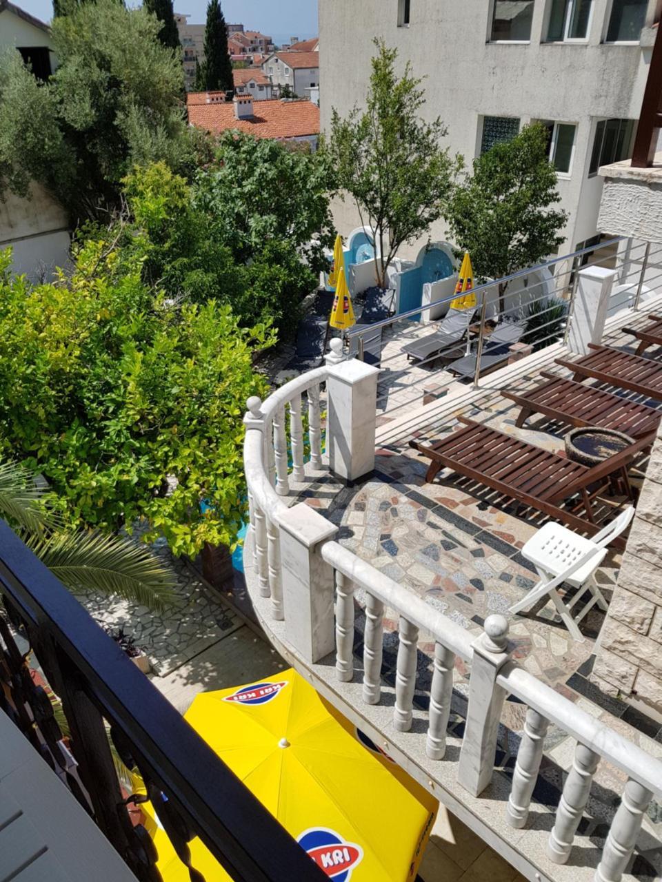 Villa Golf Budva Exteriör bild